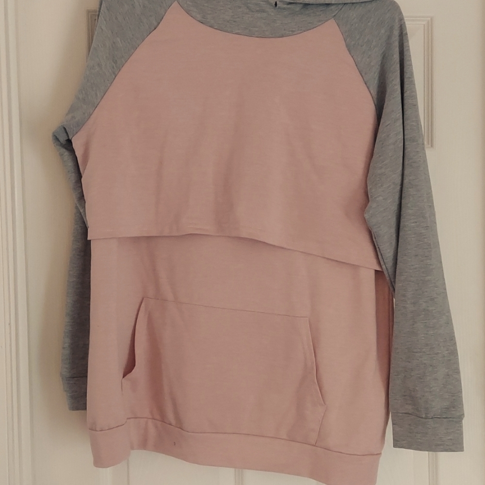 Nursing sweatshirt